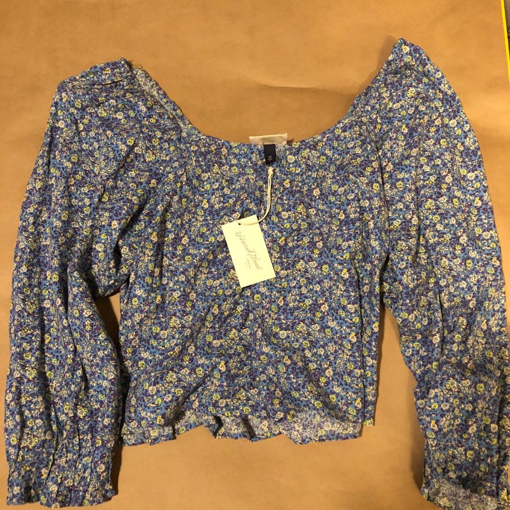 Universal Thread Good Co Ladies Top - Picture 2 of 4